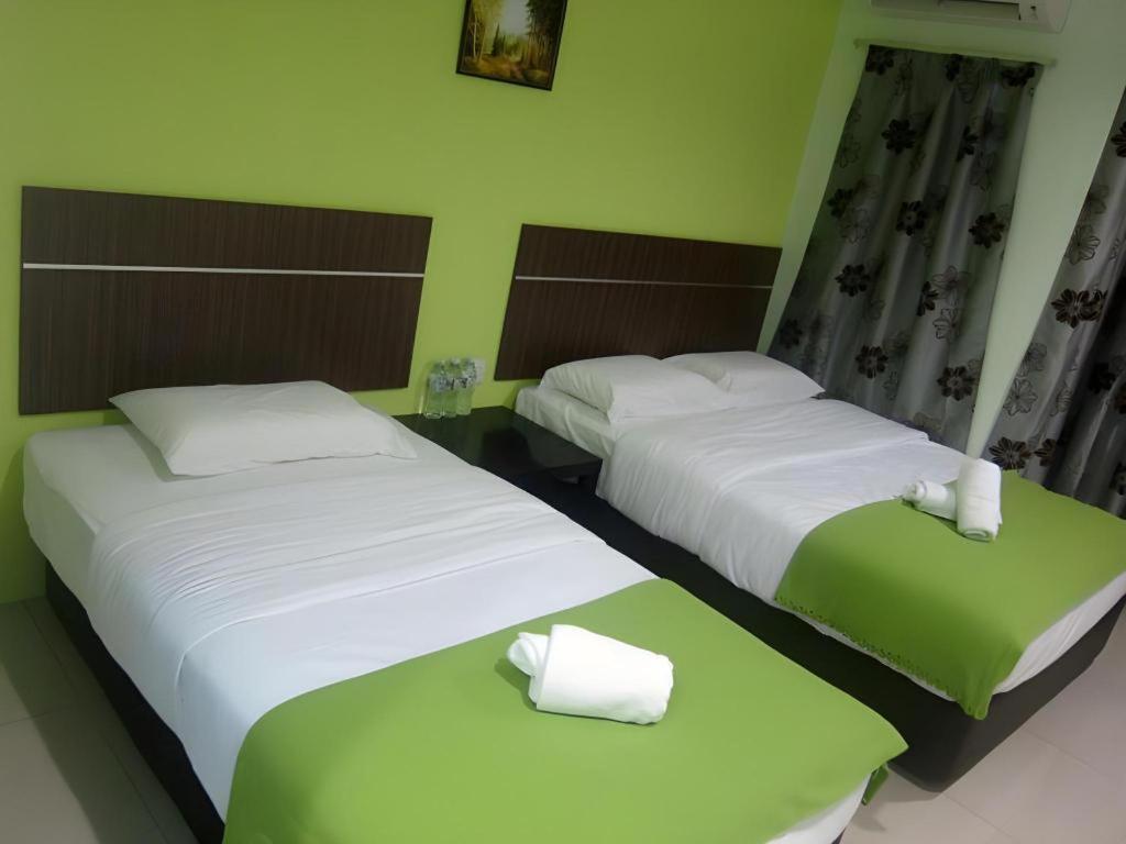 Eco Hotel Putra Каджанг Екстериор снимка